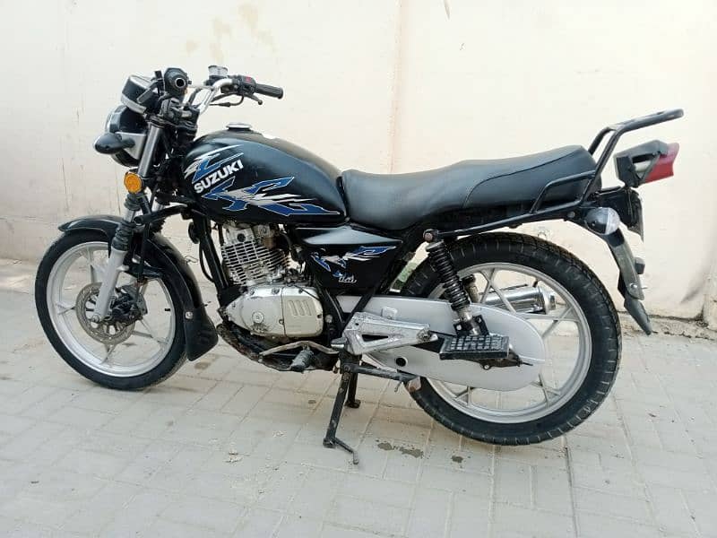 SUZUKI GS150CC 2019 MODEL KARACHI NUMBER 1