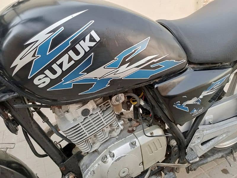 SUZUKI GS150CC 2019 MODEL KARACHI NUMBER 16