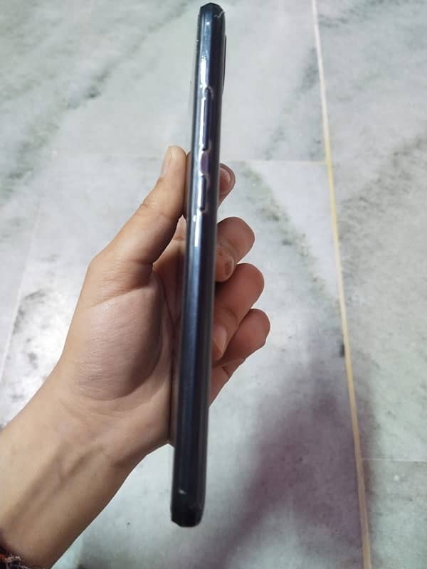 realme C21 5