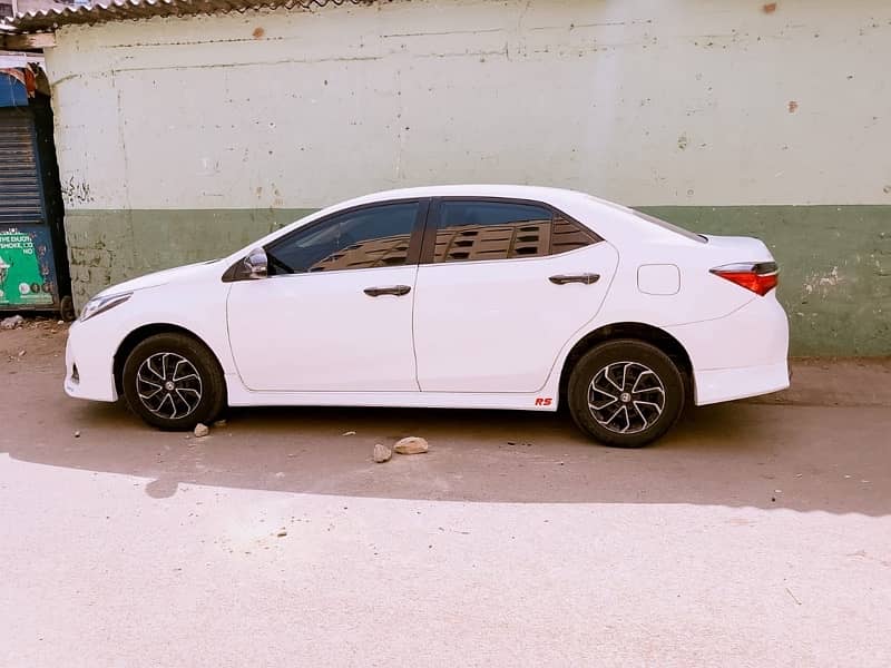 Toyota Corolla GLI 2019/2020 17