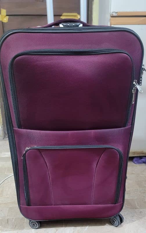 full size 32 inch suitcase 0