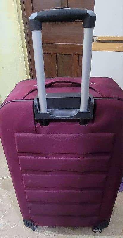 full size 32 inch suitcase 11