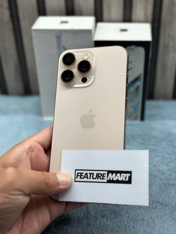 16 Pro Max LLA 256GB Factory Unlock Apple NonActive KIT 1