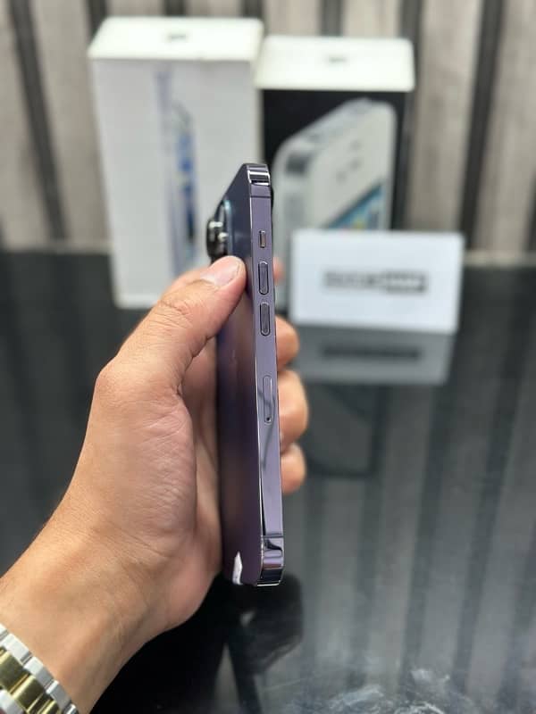 14 Pro KIT 256GB PTA Approved 84% Health Purple 3