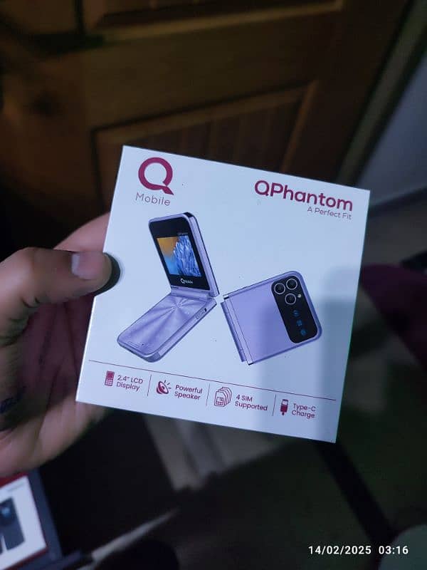 Qmobile Phantom flip 9