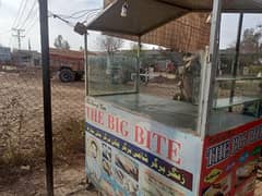 Burger Point Counter All set up with 4 chairs  For Sale