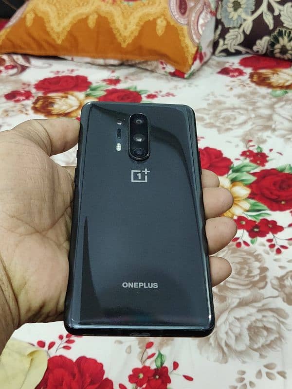 oneplus 8 pro dual sim approved minor crack 7