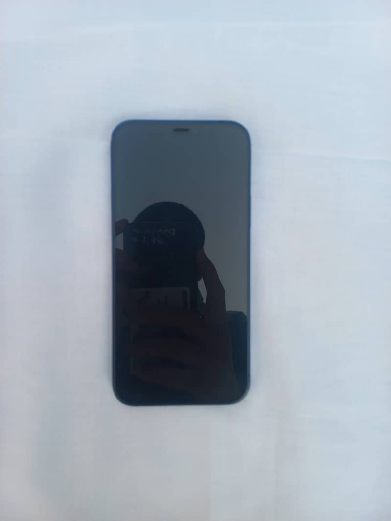 iPhone 12 - 64GB | Beautiful Condition | Non-PTA 3