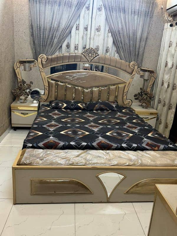 king size bed with /dressing/divider/almari 3door /bed / 2 side table 13