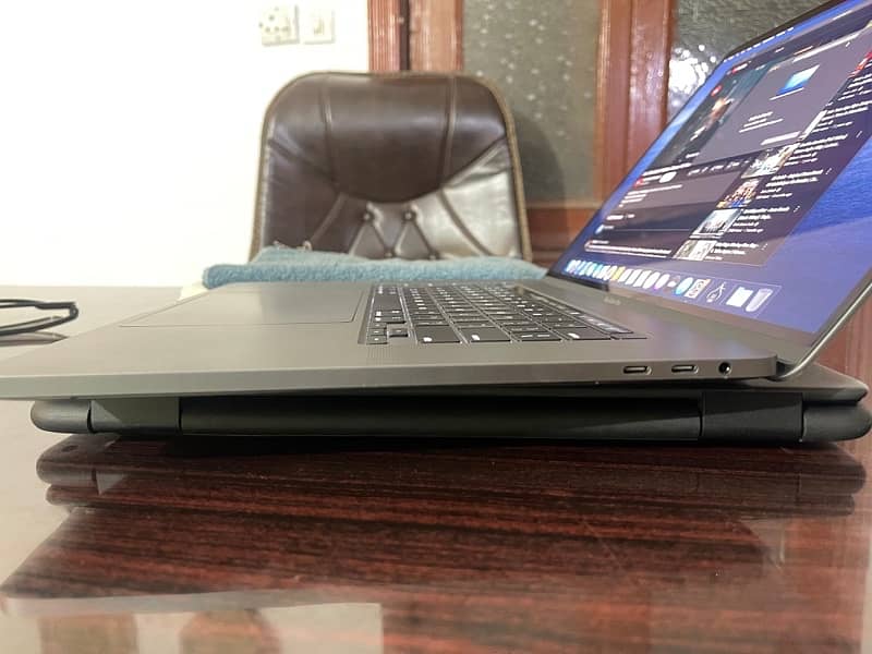 Macbook pro 2019 4