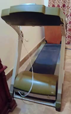 Gym Running Machine in very good condition