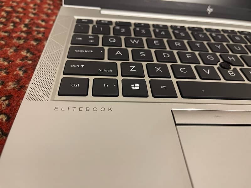 HP EliteBook 840 G8 - Tiger Lake with iris xe Graphics 6