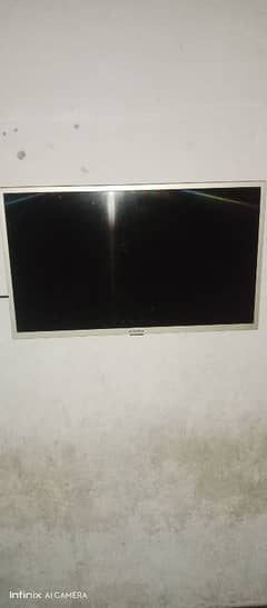 32 inch Ecostar l e d clean condition