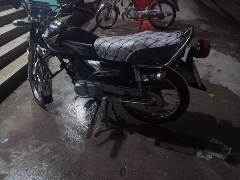 honda 125 2023 3