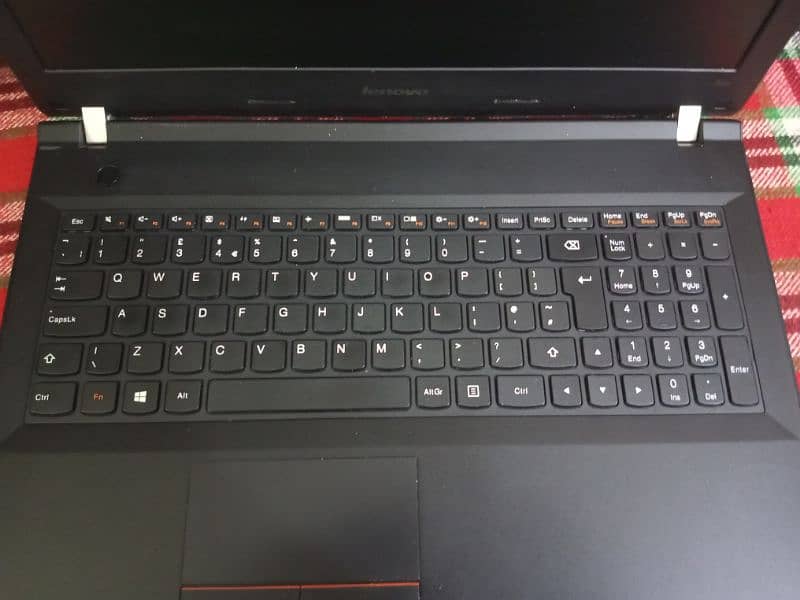 Lenovo Laptop in 40000 10/10 condition Model E50 2