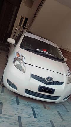 Toyota Vitz 2012  1300CC RPM metre Excellent