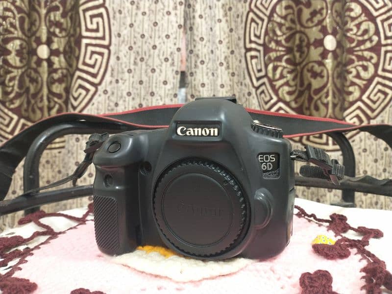 Canon Eos 6D Camera With Lens and Accessories 3