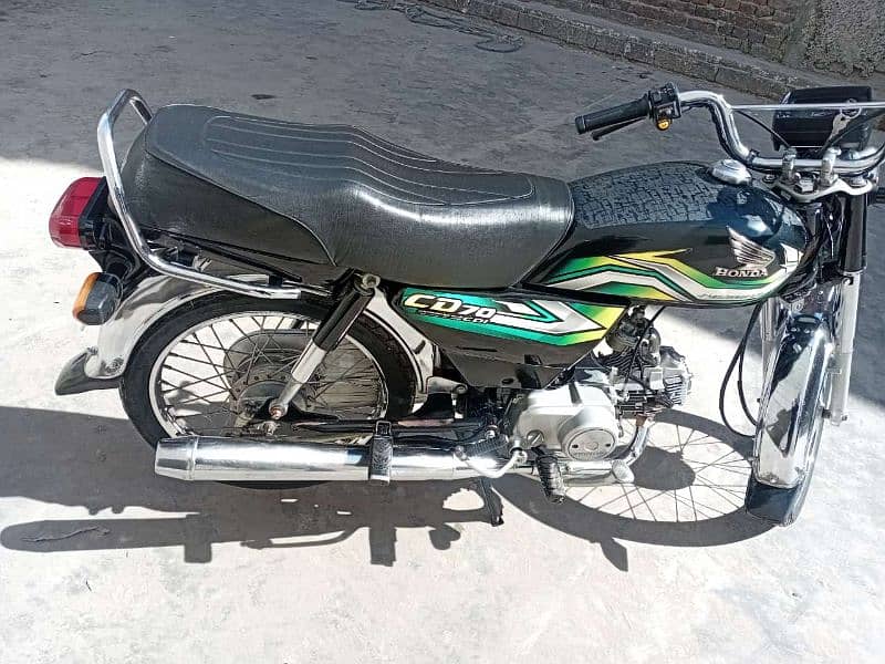 honda cd 70 2023 in good condition 0/3/3/1/4/9/9/5/9/4/7 6