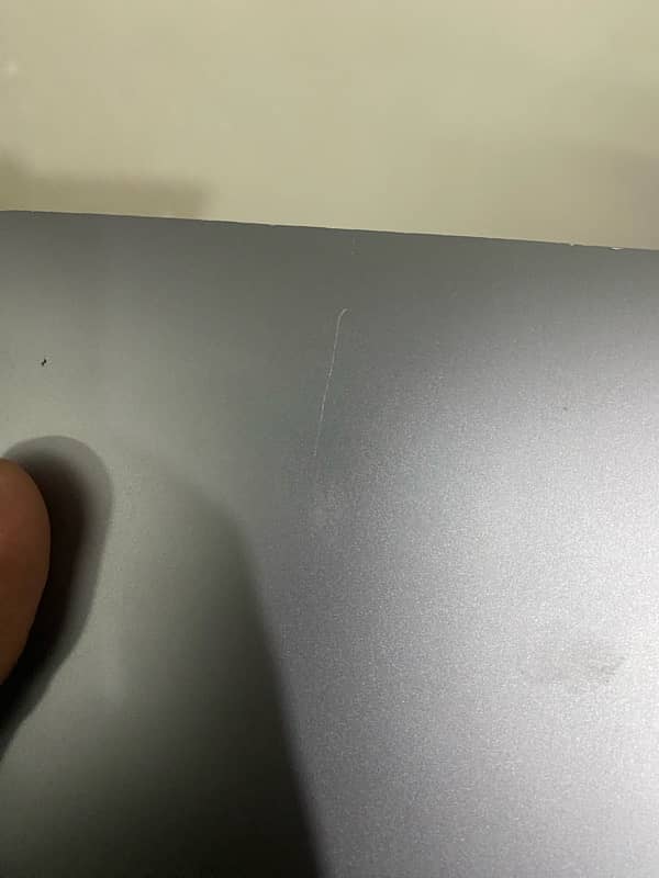 Macbook Air M1 2020 8/256 4