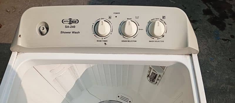 almost new washing machine dryer 9