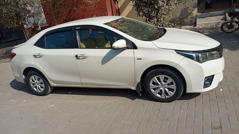 Toyota Corolla XLI 2015 4