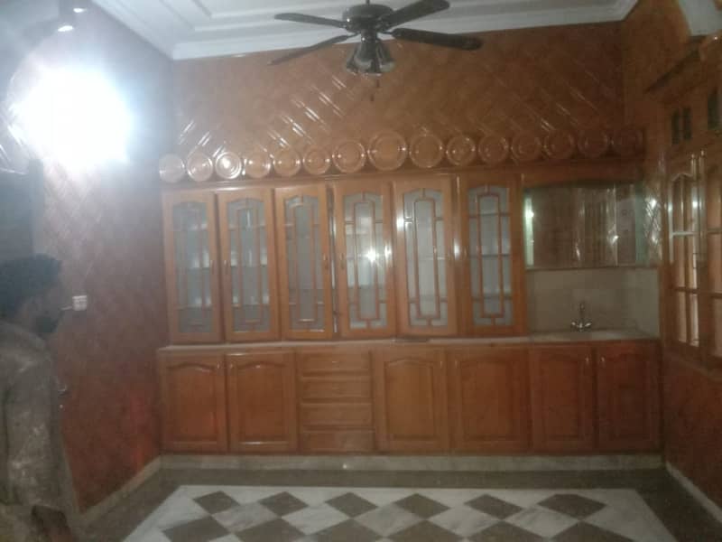 Double storey House available for rent Commerical use in satellite town 7