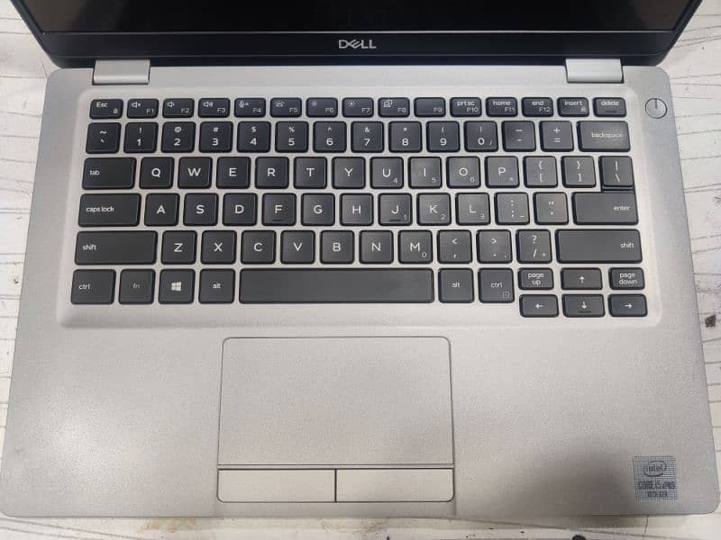 Dell laptop. Latitude 5310 2