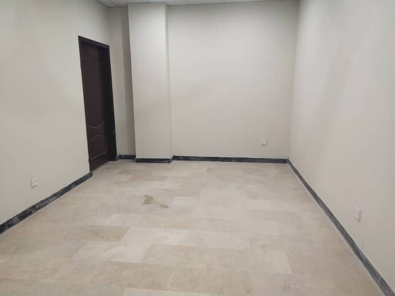 Office apartment Available for rent in satellite town 6