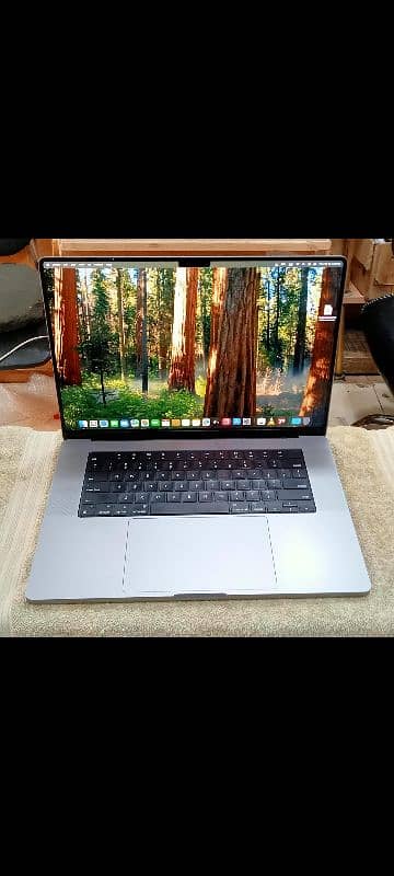 MacBook M2 Pro 2023 16GB 1TB 16.2" Display MNW93LL/A 8