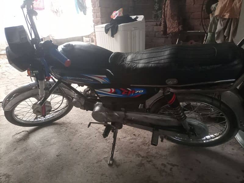 united 70cc good condition 1