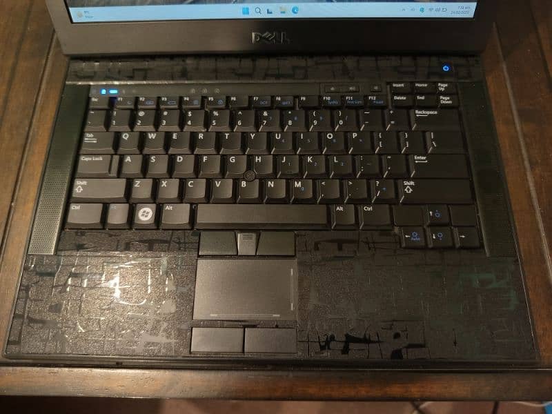 Dell Latitude 6410 (1st Gen i5 520m, 8GB Ram, 180GB SSD) 2