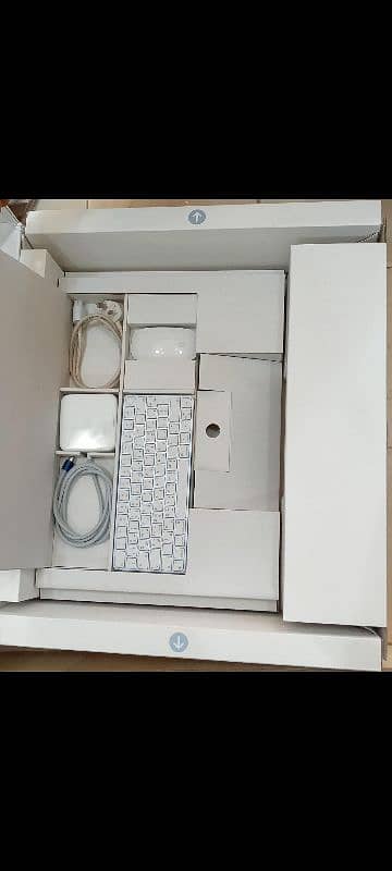 Apple iMac M1 2021 24" 8GB / 16GB & 256GB / 512GB / 1TB / 2TB 11