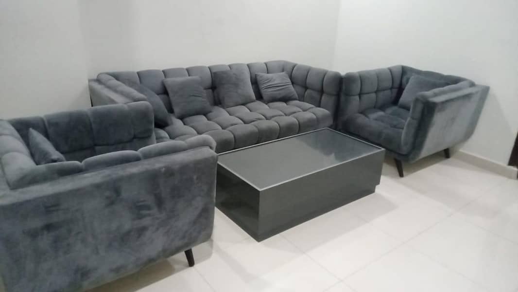 Sofa set 0