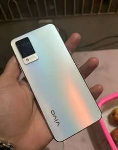 Vivo V21