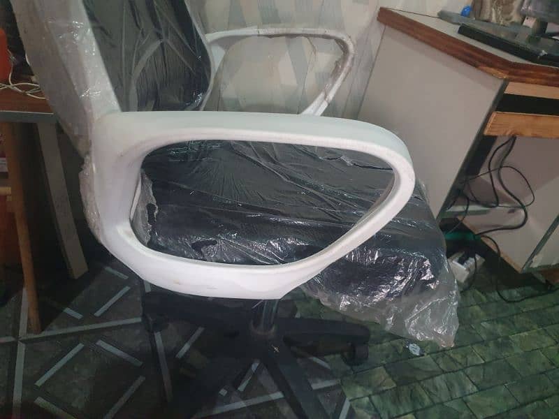 office white color chairs for sale 4