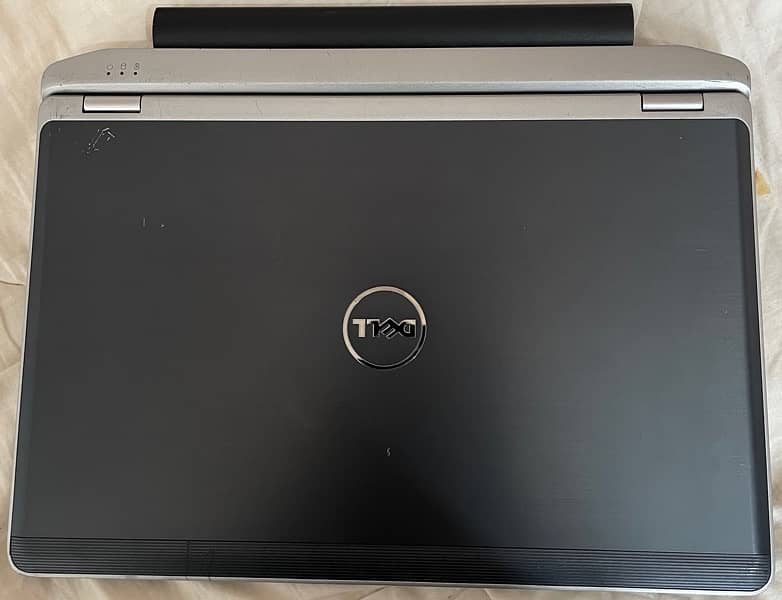 DELL Latitude E6230 1