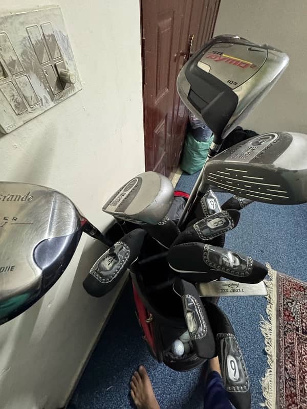 bridgestone golf kit with nike driver with t line putter 4