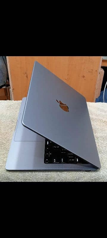 MacBook M2 Pro 2023 16GB 512GB 14" MPHE3 9