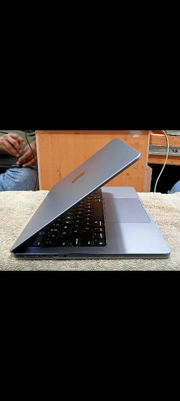 MacBook M2 Pro 2023 16GB 512GB 14" MPHE3 11