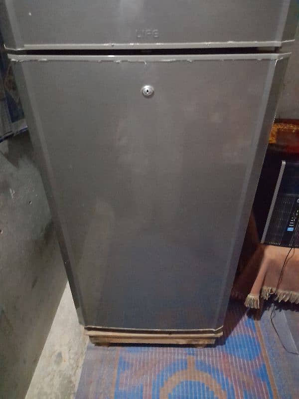 pel refrigerator 2550 life model for sale 1