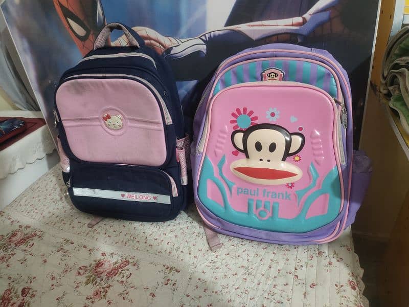 school bags in good condition 0