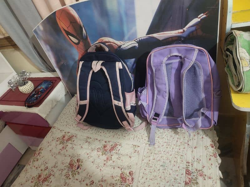 school bags in good condition 3