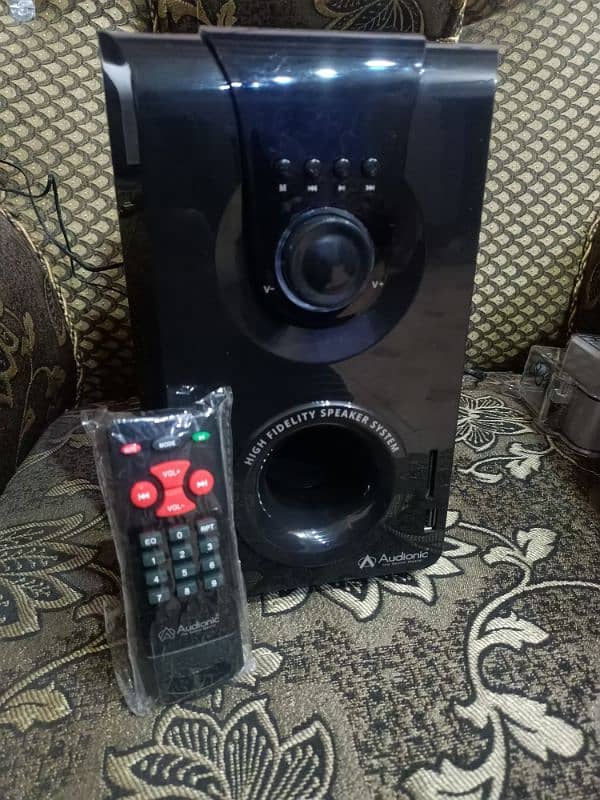 audionic original brand woofer and speaker. 1