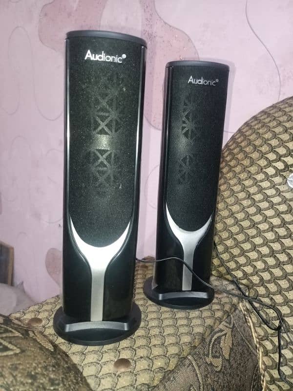 audionic original brand woofer and speaker. 8