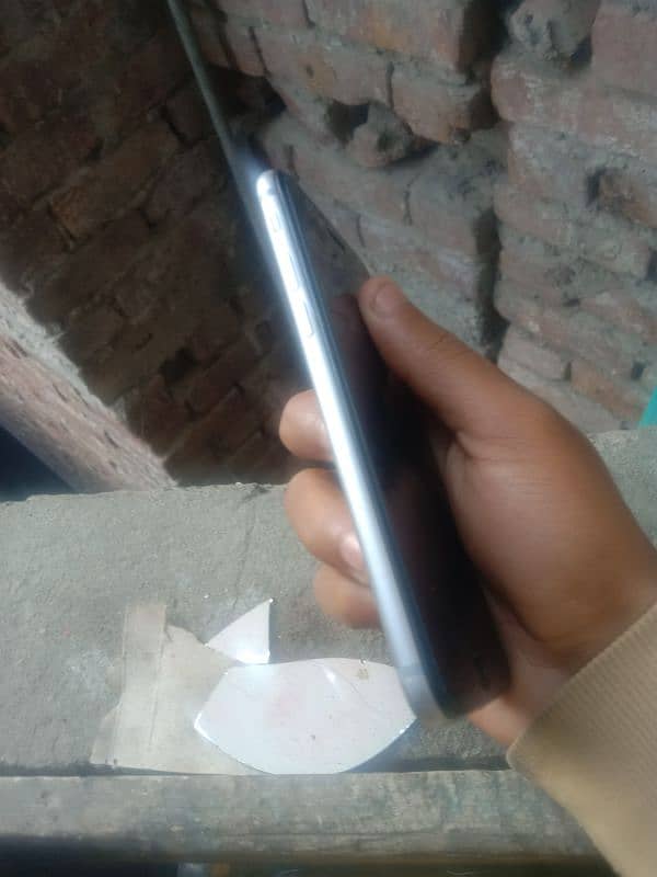 IPhone 6 for sale pta approved and exchange possible 3