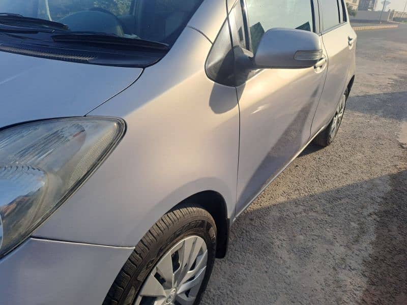 Toyota Vitz 2008 3