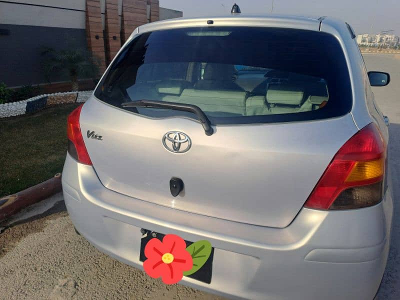 Toyota Vitz 2008 4