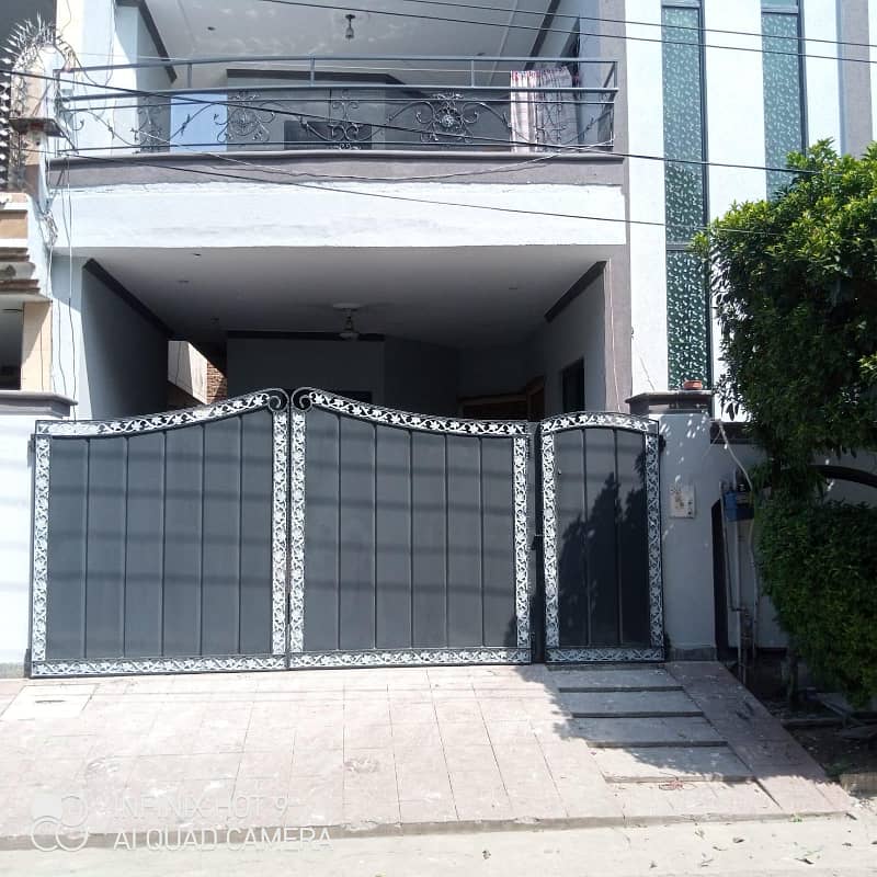 10 Marla House For Sale In Johar Town, Block L Prime Location With 5 Bedrooms And Modern Amenities 5