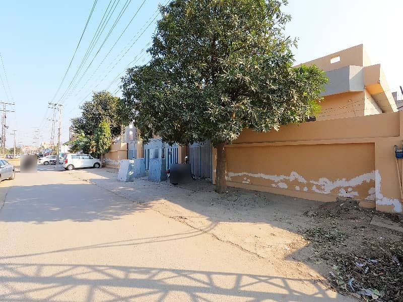 Prime Location Building Of 2 Kanal For Rent In Johar Town Phase 2 - Block R 1