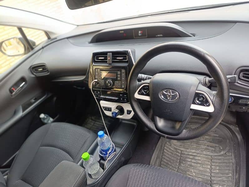 Toyota Prius 2016 7